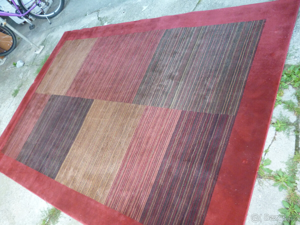 koberec 290x200cm