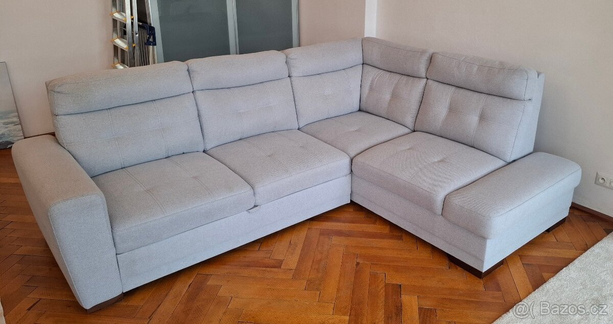 Rozkládací rohový gauč s úložným prostorem