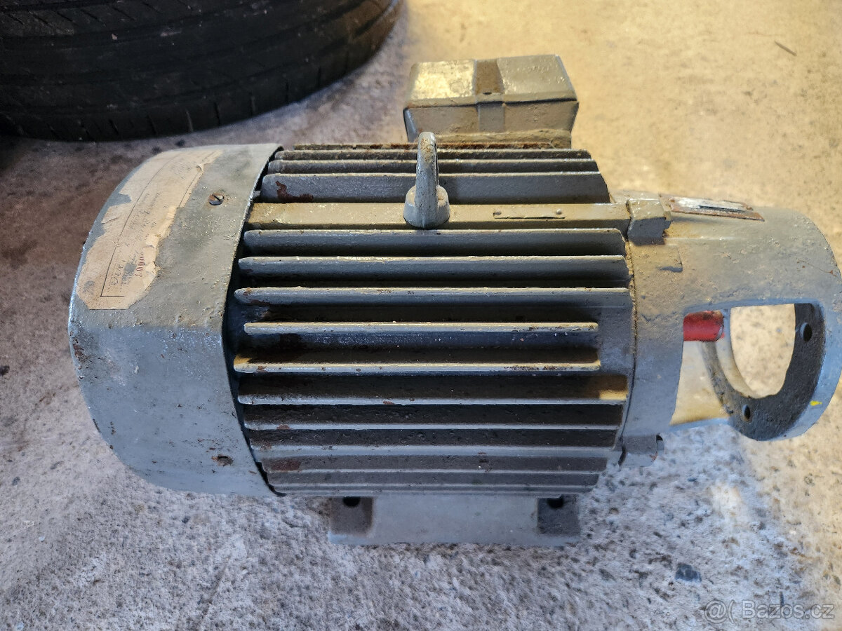 Motor