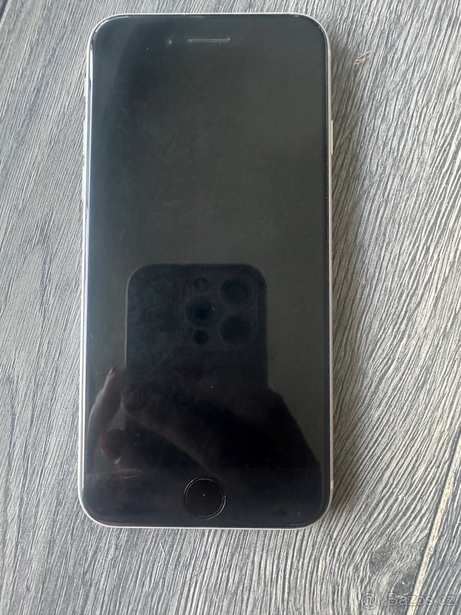 iPhone SE 2020