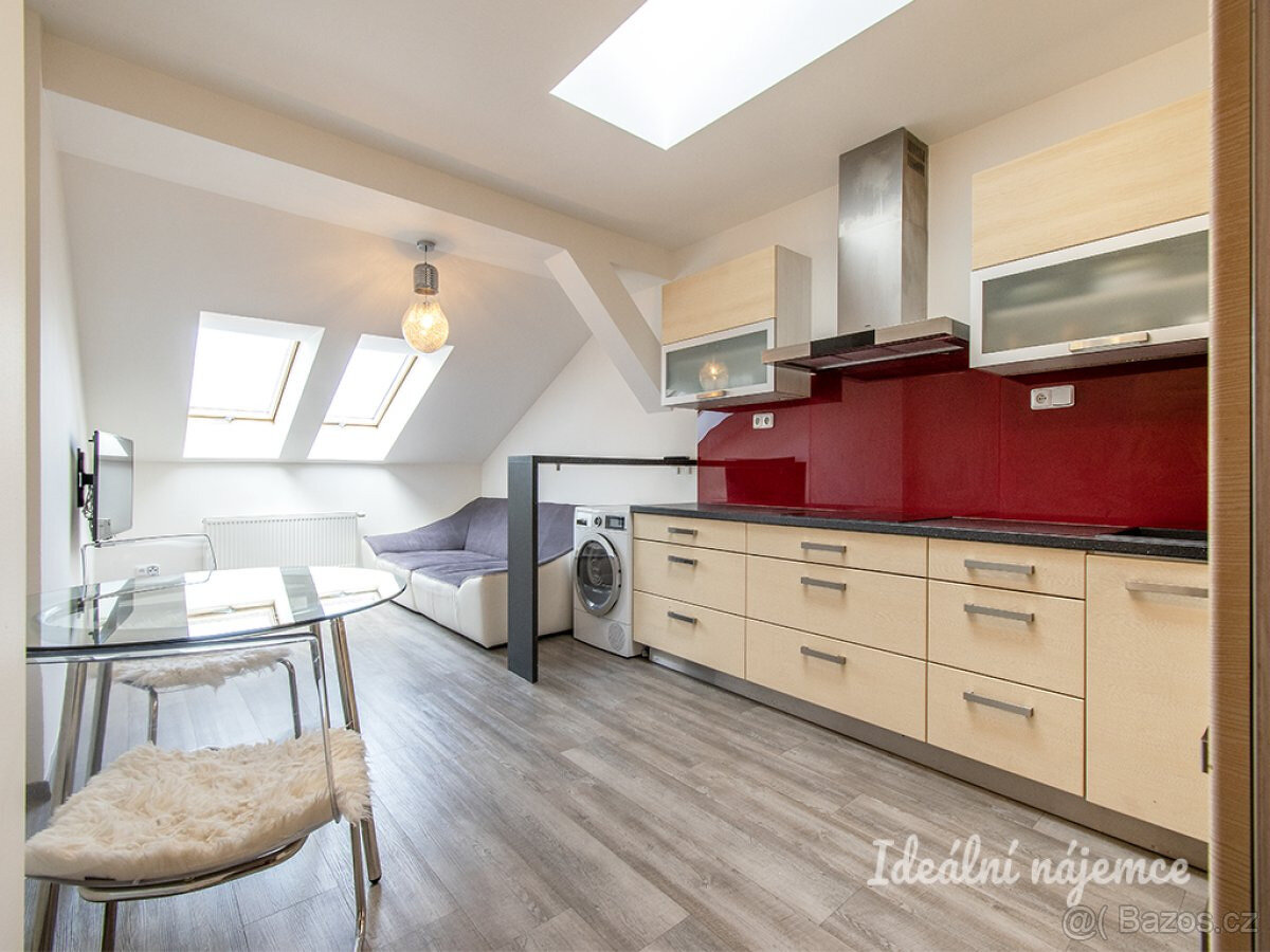 Pronájem bytu 3+kk, Ortenovo náměstí, Holešovice, 26990 Kč/m