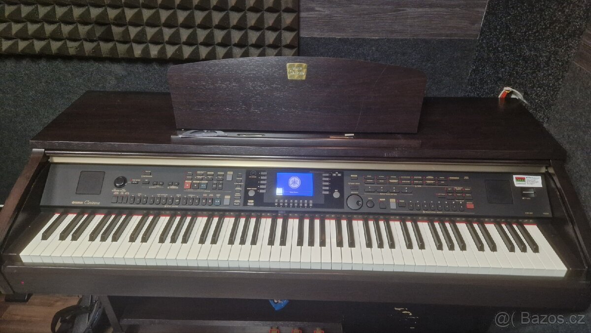 Digitální piáno Yamaha Clavinova CVP-301 nepoužívané