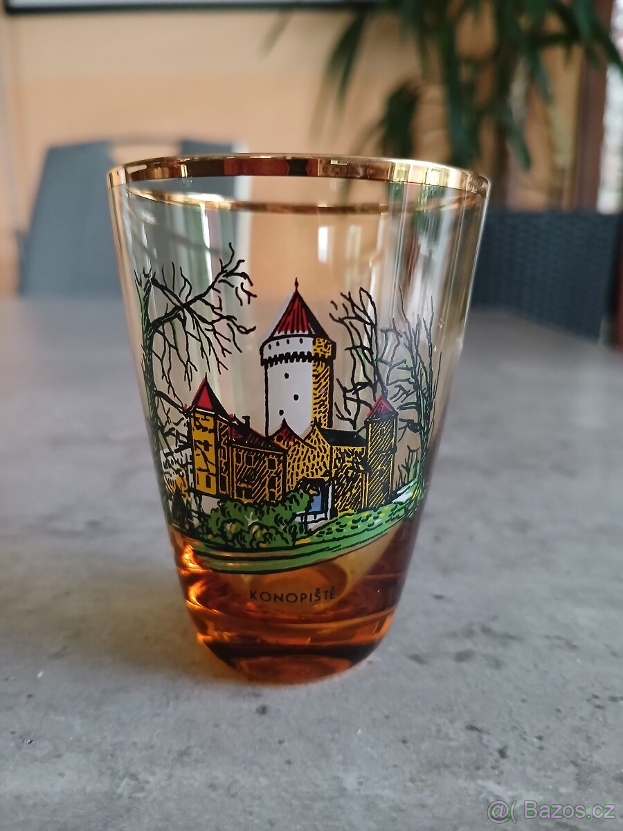 Malá retro sběratelská sklenička Konopiště