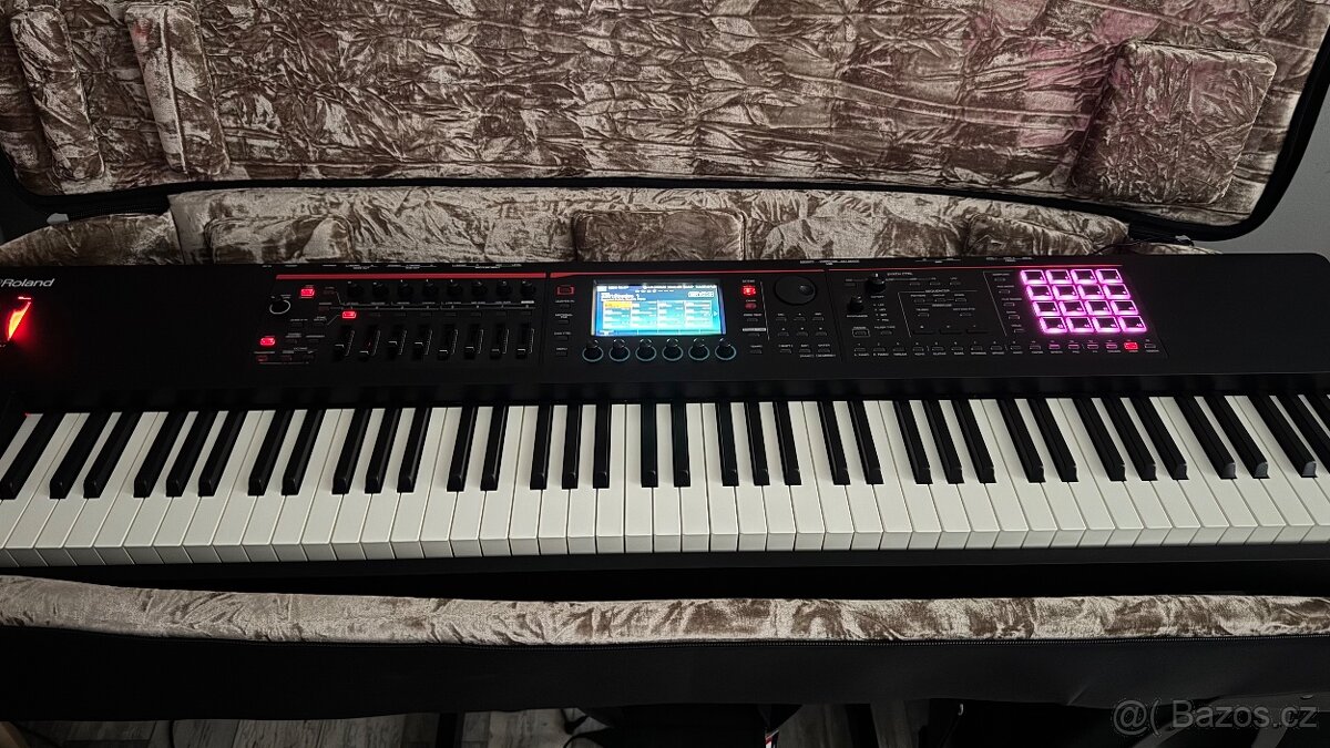 Roland Fantom 08 TOP stav