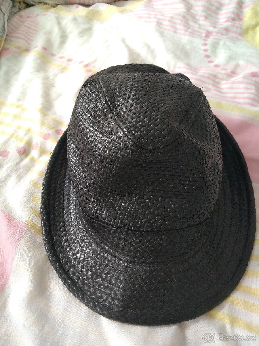 Dámský klobouk