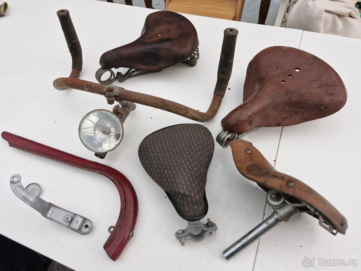 Stará kola součástky