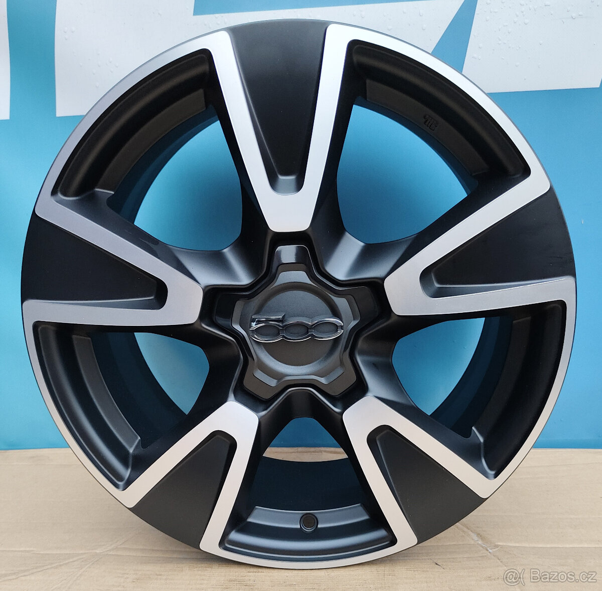 Nové alu disky Fiat 500X ,Croma ,5x110 r17 Mopar