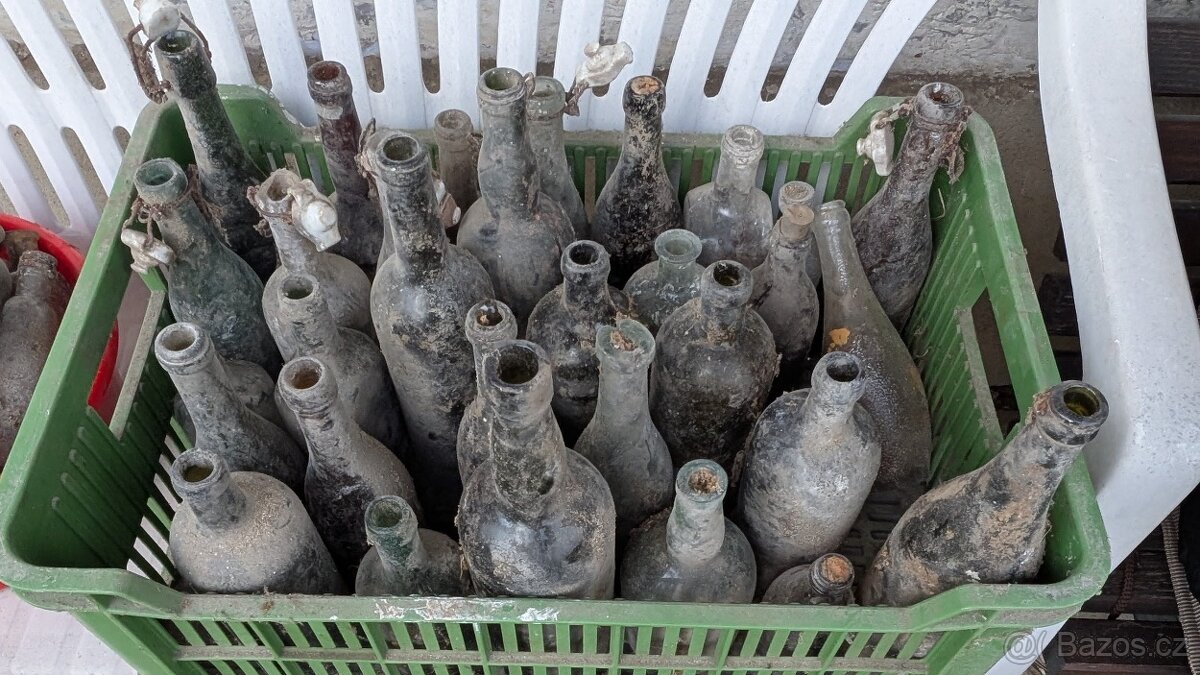 Prodám stare lahve.