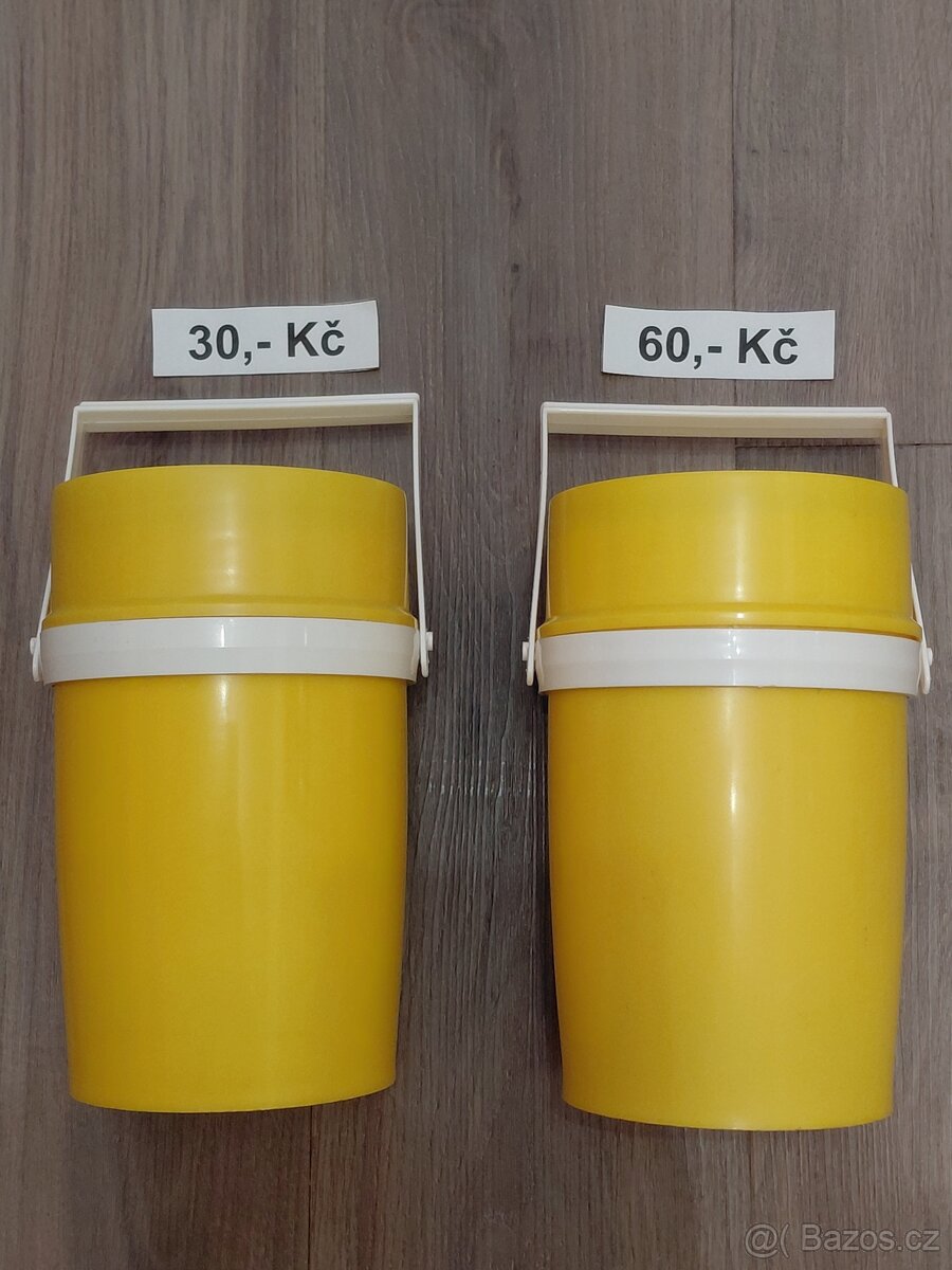 Dvě termosky na potraviny