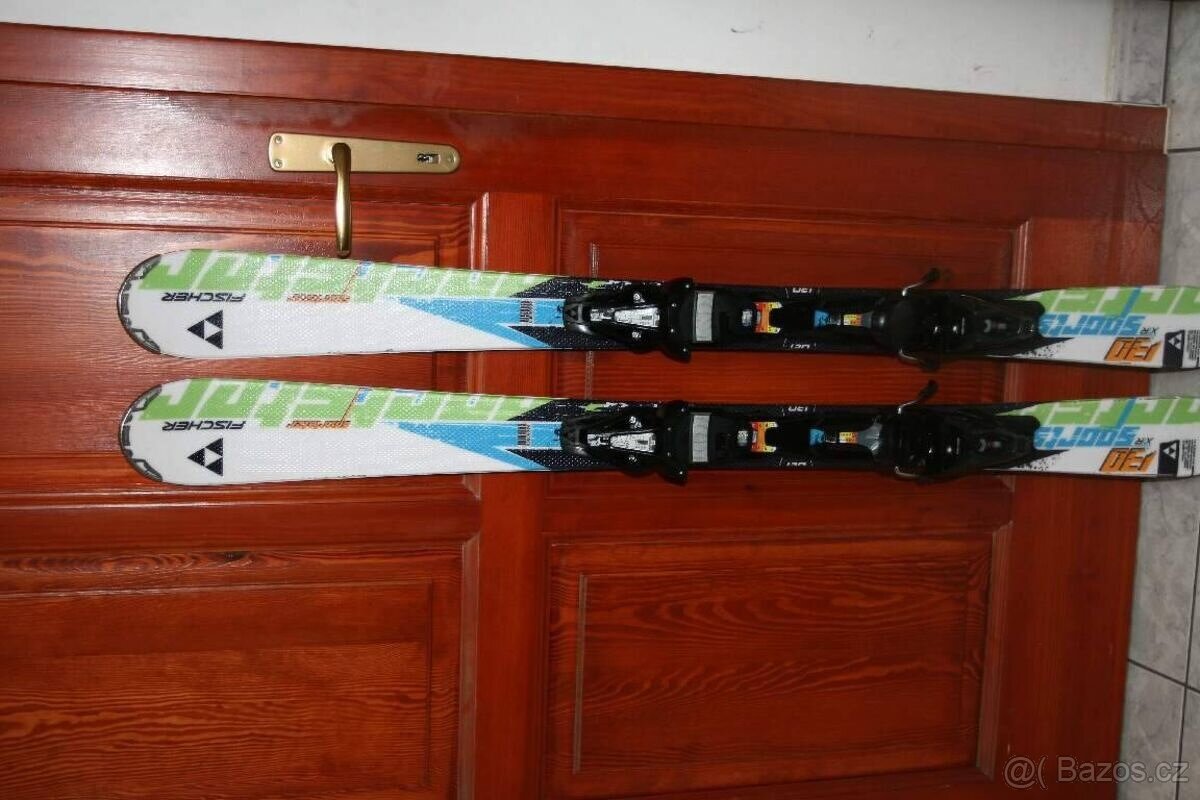 lyže Fischer 130 cm , dreven jadro , dospelí