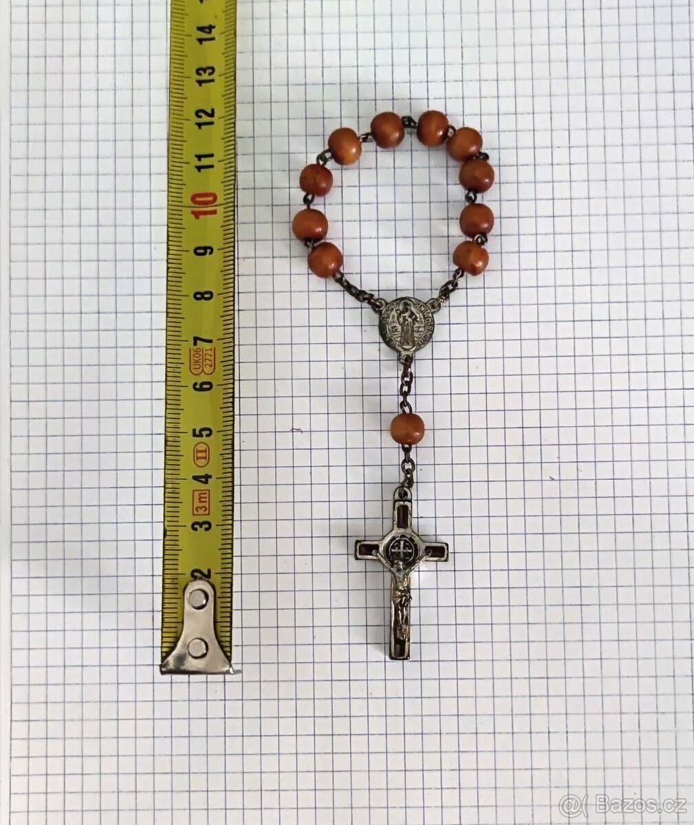 Přívěsky a náramky - 7 ks