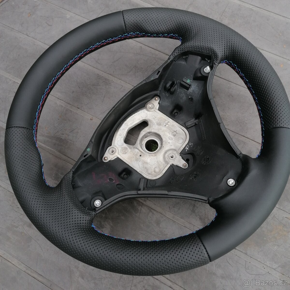 Bmw E87,E90,E91,E92 nový kožený volant