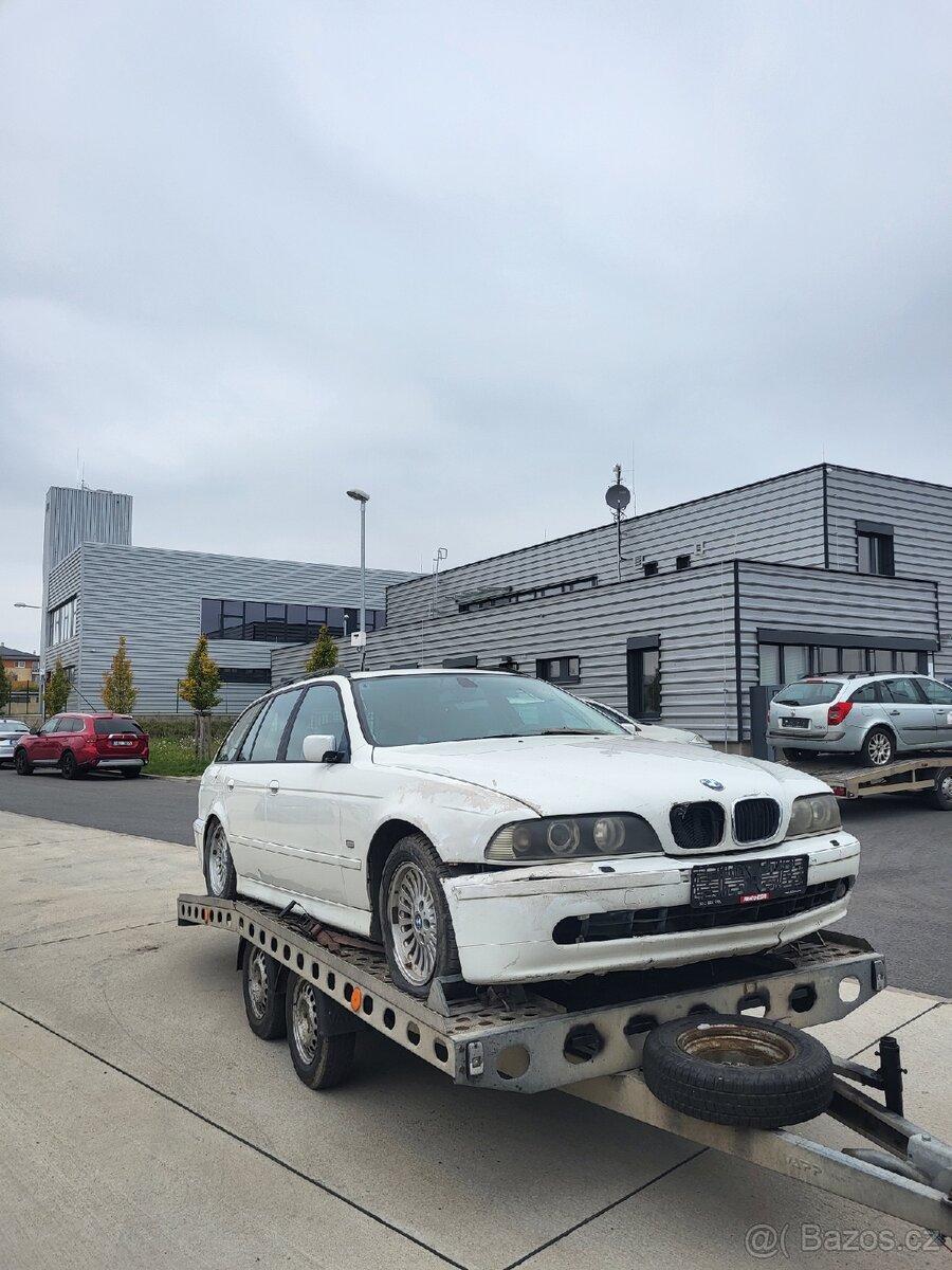 BMW e39 530i touring Náhradní díly