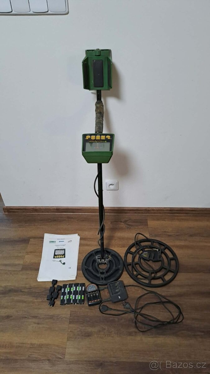 Detektor kovů Garrett GTI 2500