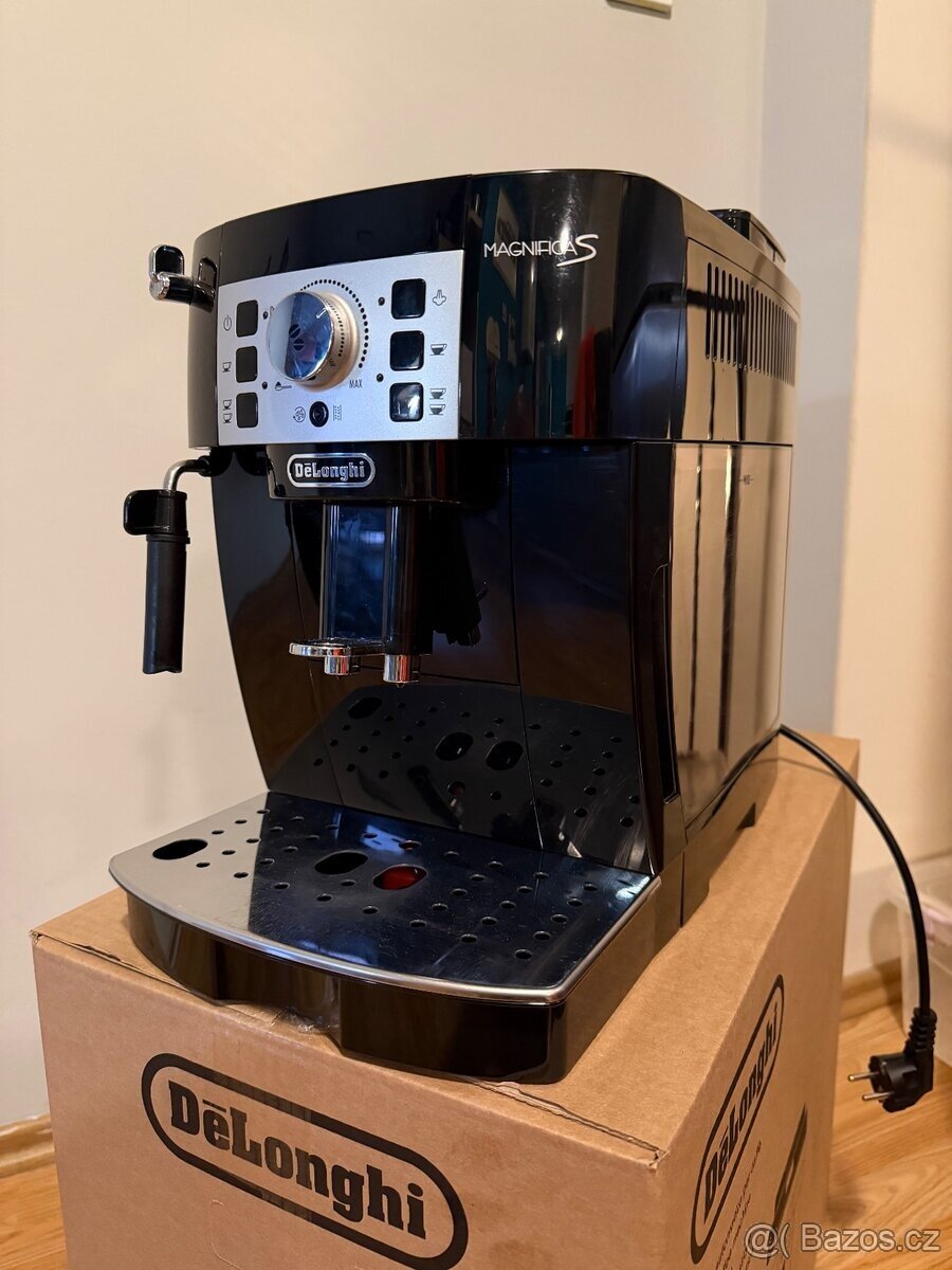 DeLonghi Magnifica S