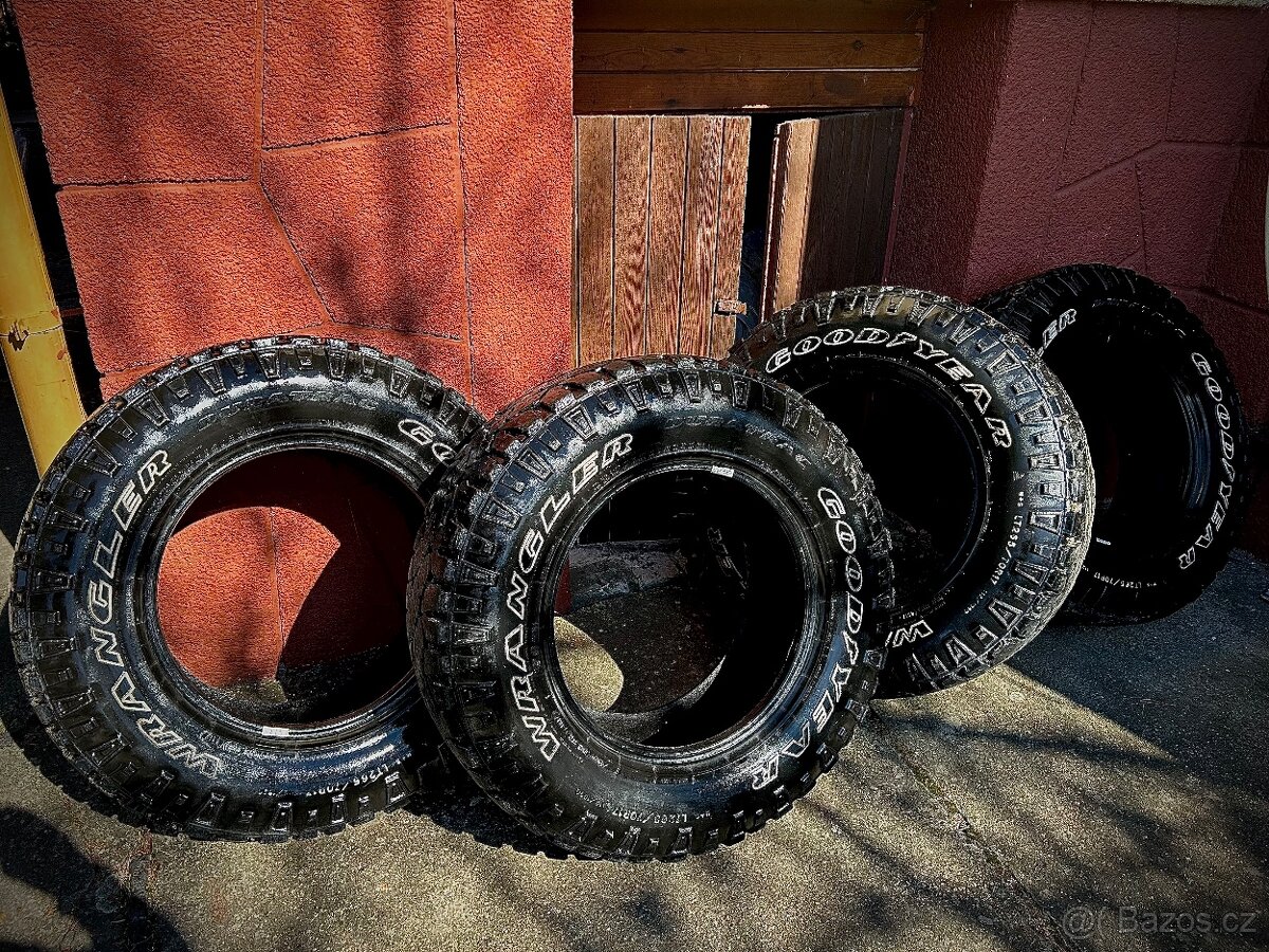 Pneumatiky Goodyear Duratrac 265/70/17