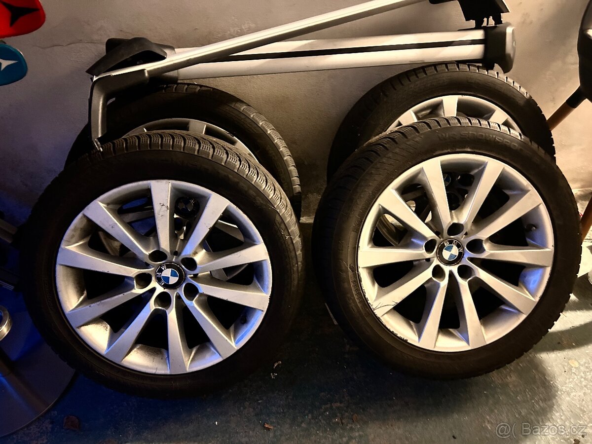 BMW ALU KOLA s téměř novými zimními pneu – 245/45 R18