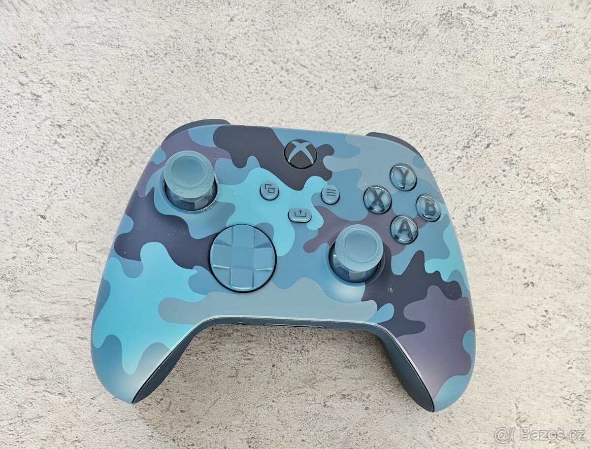 Xbox wireless controller / Xbox bezdrátový ovladač