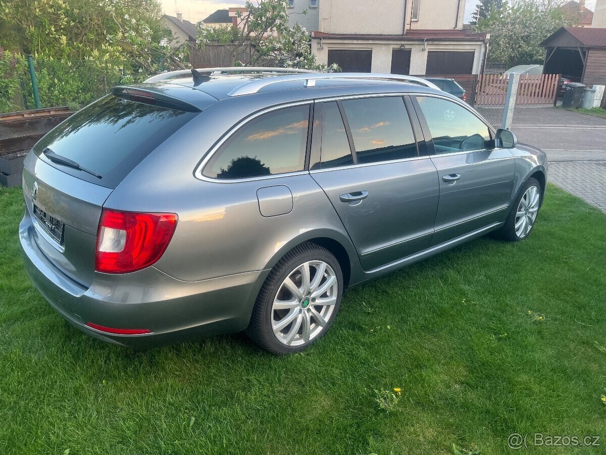 Škoda Superb 2 Elegance 2011 2.0 TDi 103kW Xenon tažné
