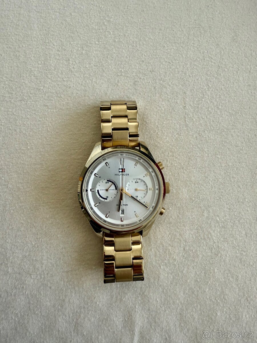 Zlaté hodinky Tommy Hilfiger