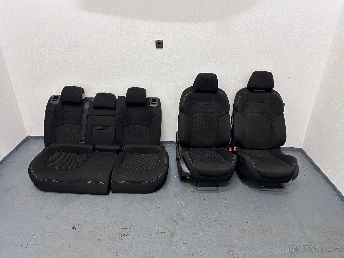 Citroen C5 X7 kombi sedadla