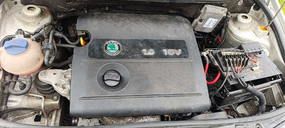 AUA škoda VW 1.4 55kw 16V komplet motor