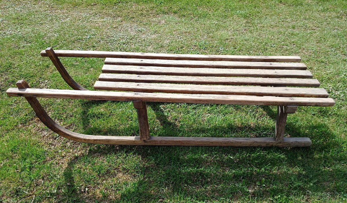 Historické sáňky, perfektní stav