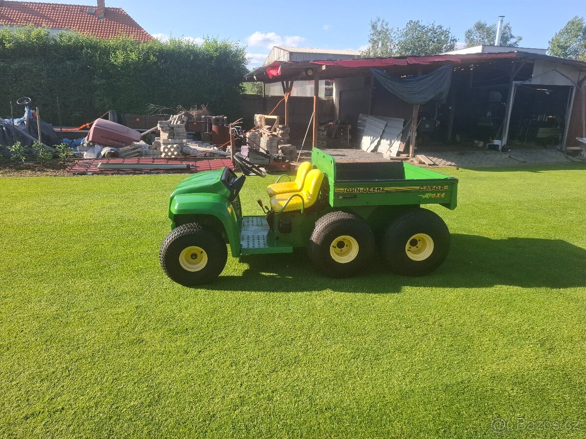 John deere gator