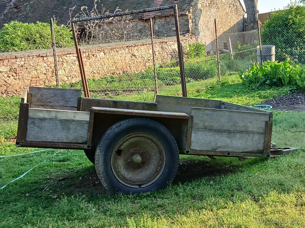 Prodám zemědělské stroje
