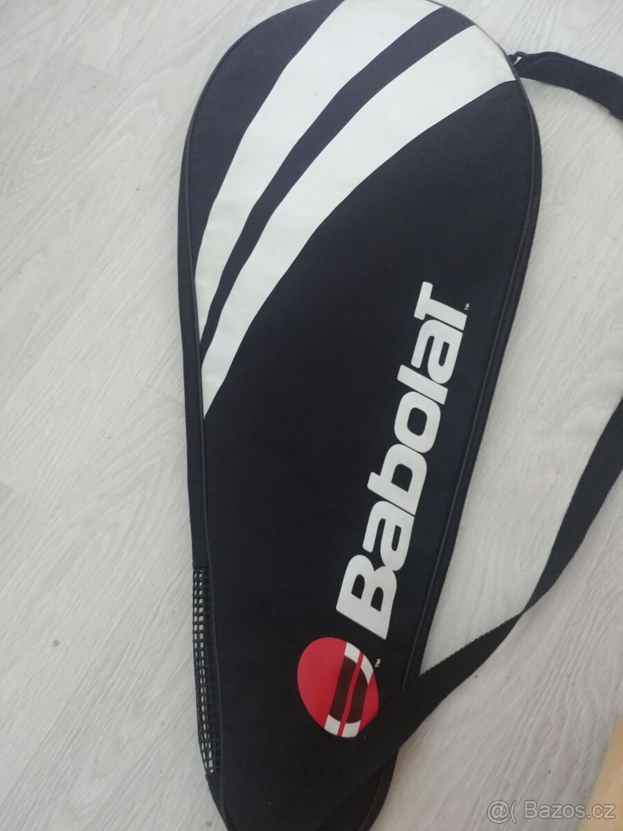 Prodám tenisovou raketu zn.Babolat Team Pure