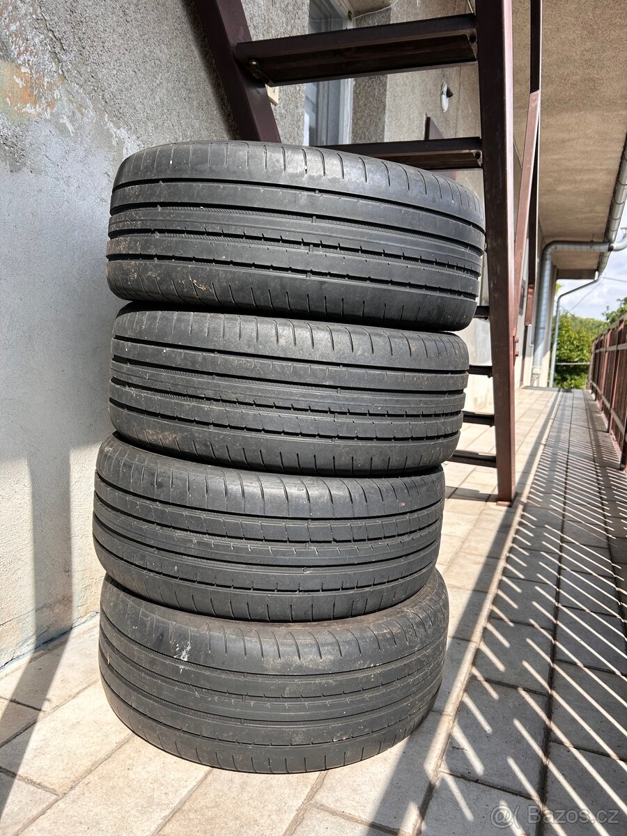 Letní pneumatiky Goodyear Eagle F1 – 235/45 R18 94W