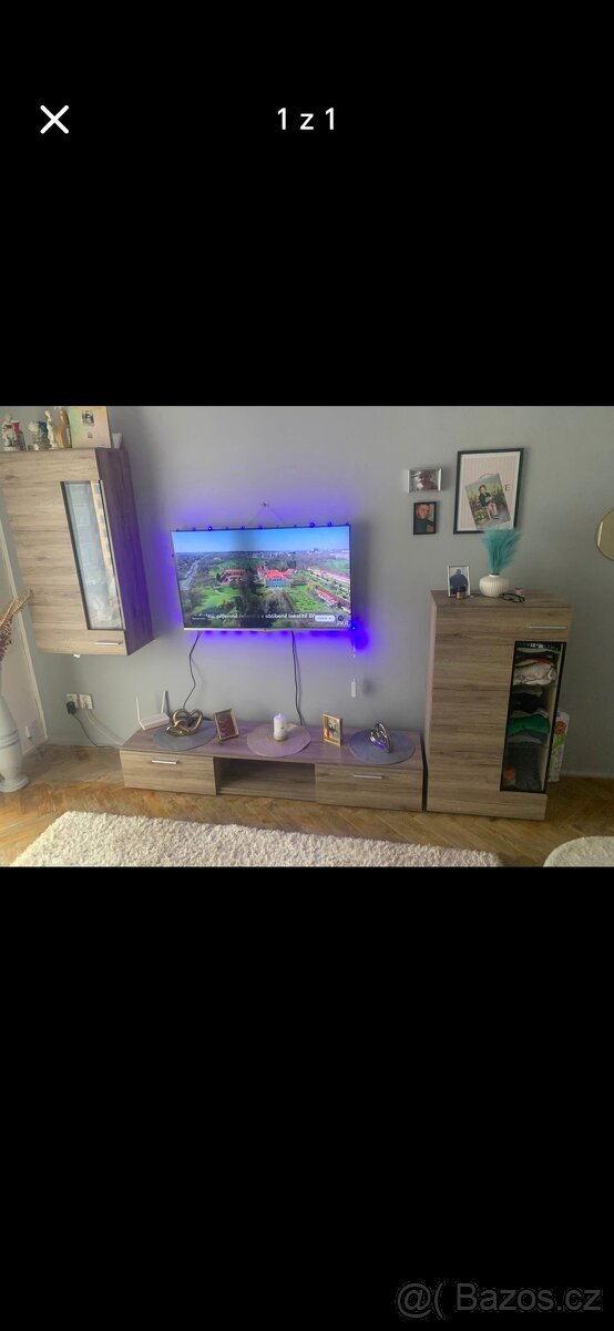 Obyvaci stěna