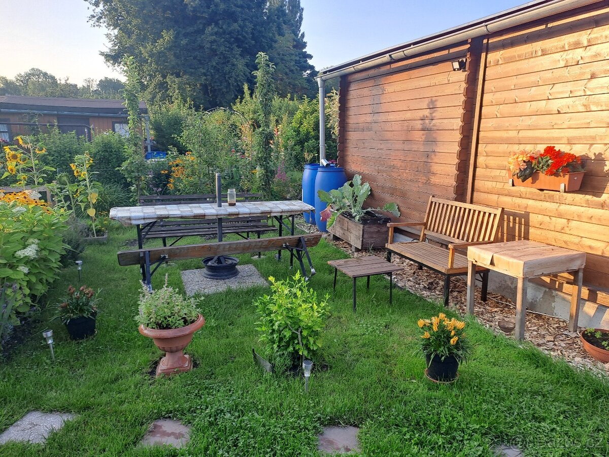 Přenechám zahradu s chatkou