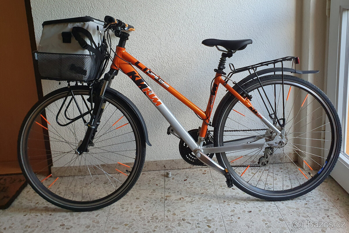 Dámské trekingové kolo KTM - vel. kol 28 / vel.ráme 46