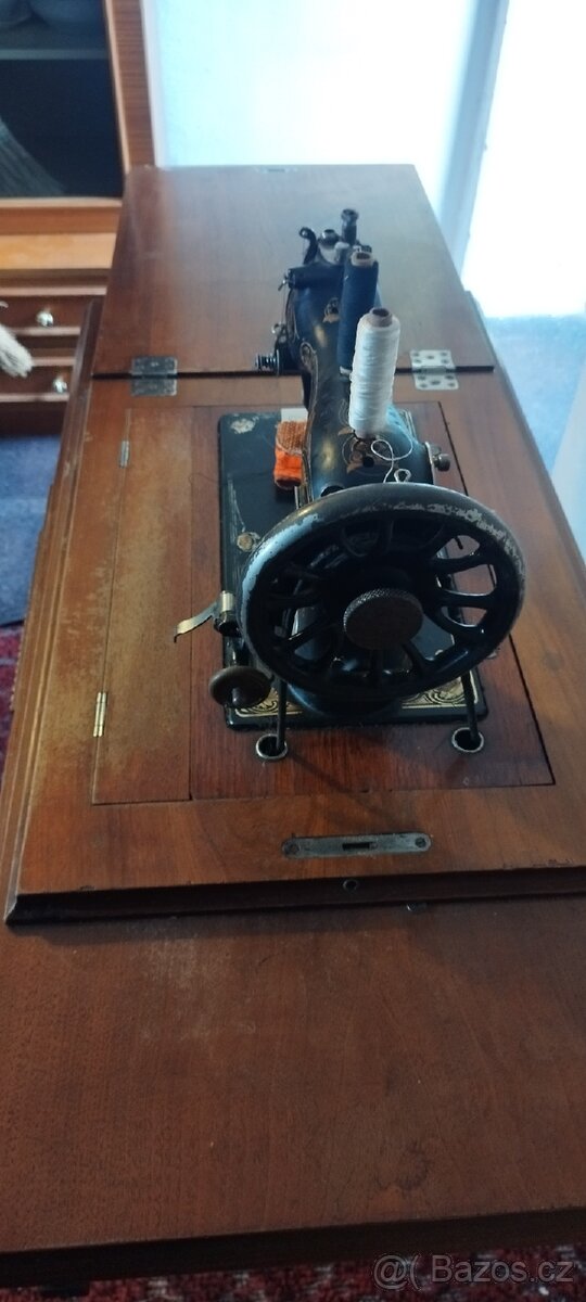 Šicí stroj Gritzner "V" durlach