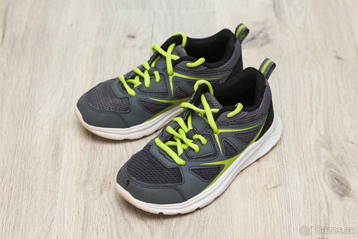 Dětské sportovní boty Alpine Pro vel. 32