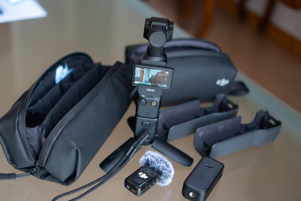 2 x odolný stojan na pozadí s výškou až 2,4 m 4 x profilová