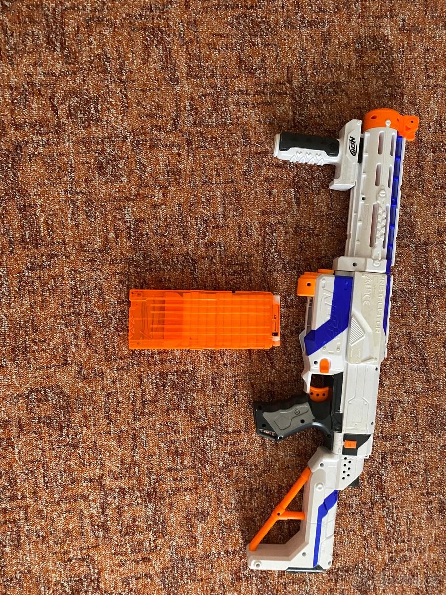 Nerf Puška Retaliator Elite
