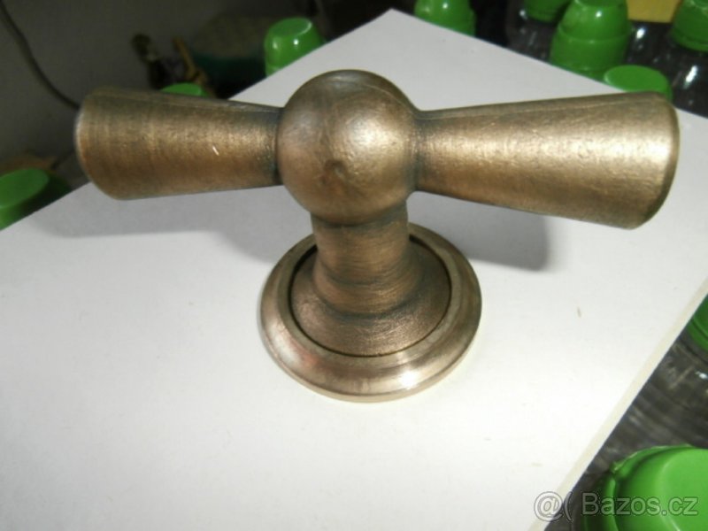 Trezor starožitný klika dveří odlitek replika za 1.000 kč