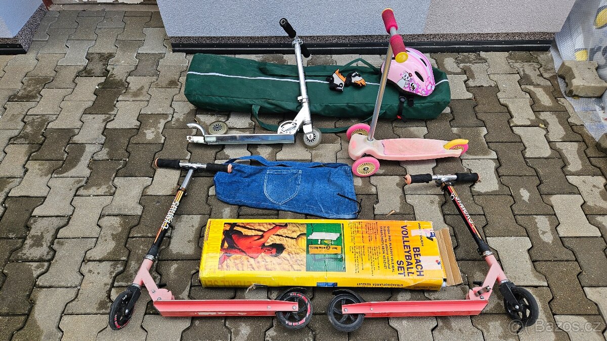 Koloběžky, helma, stan,...