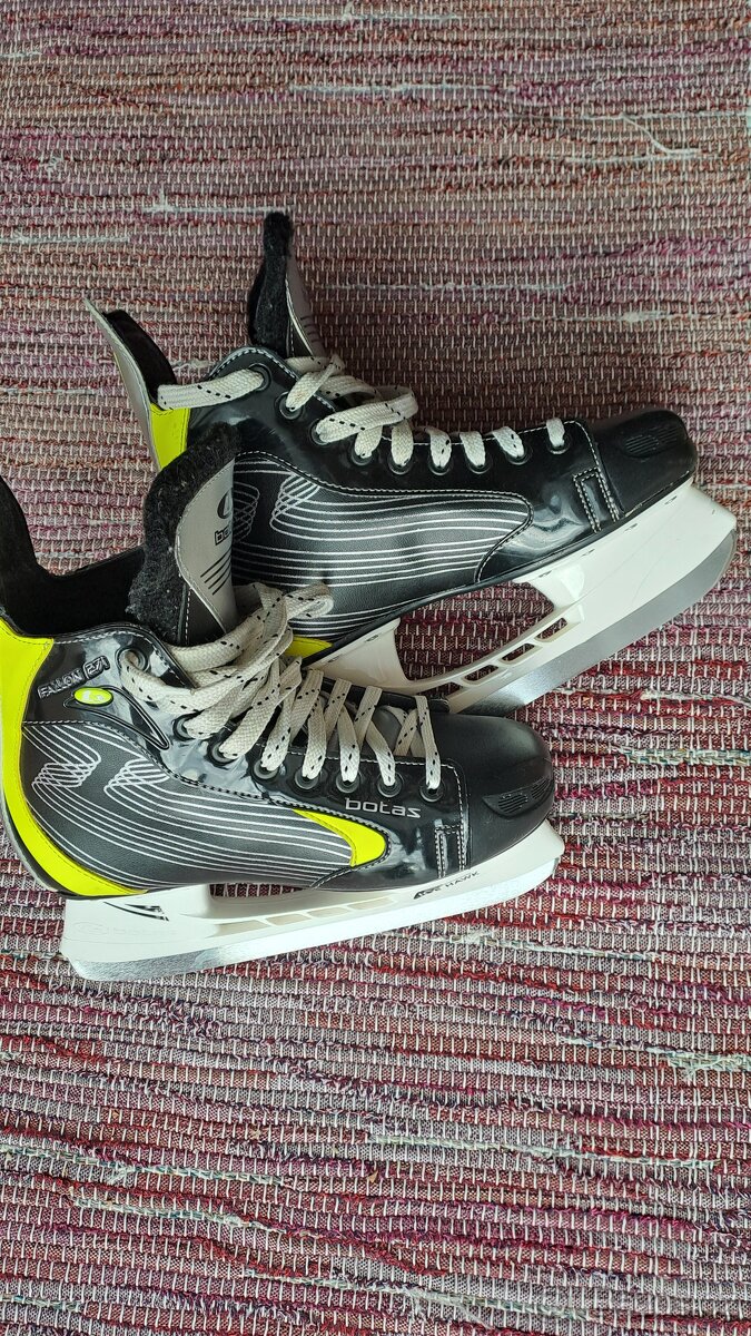 Botas Brusle vel 40 - sleva