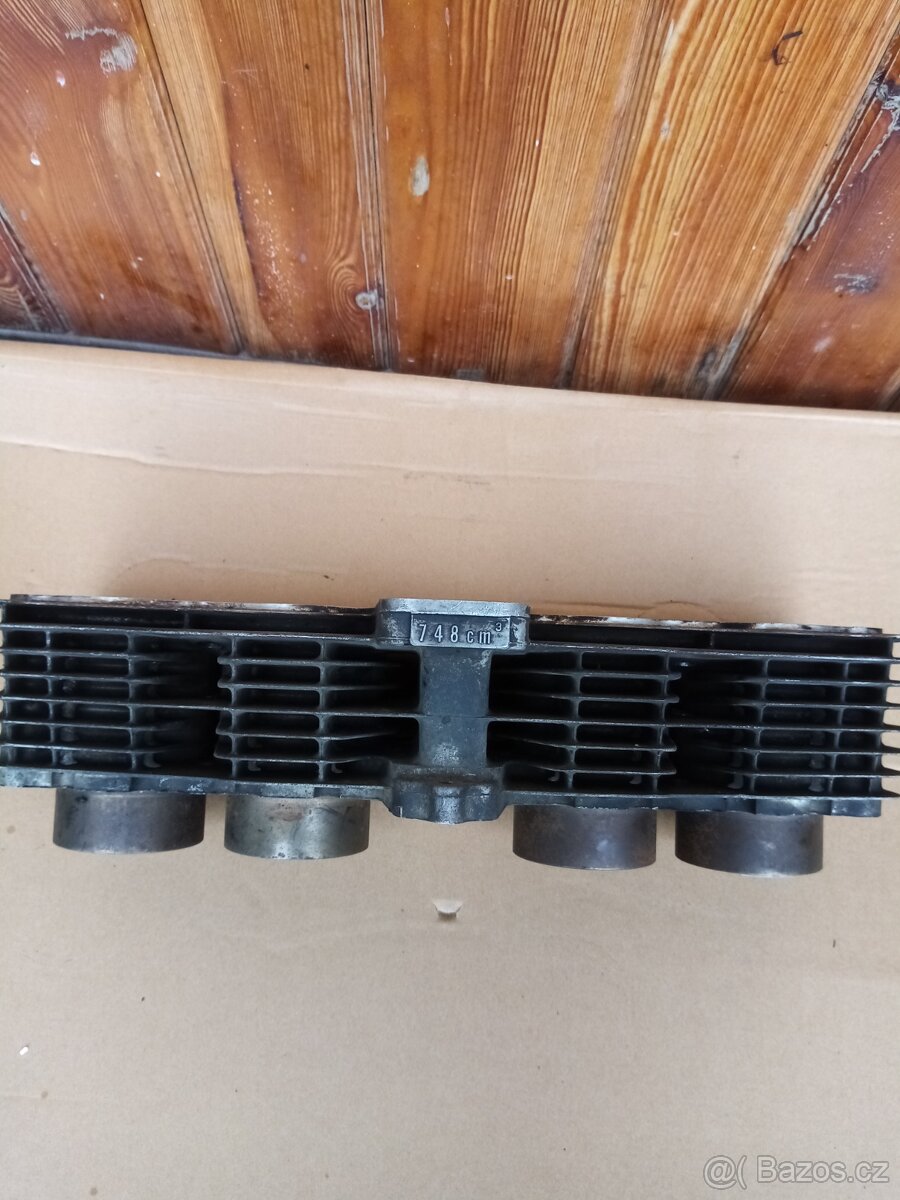 Honda cb 750 valce, pisty