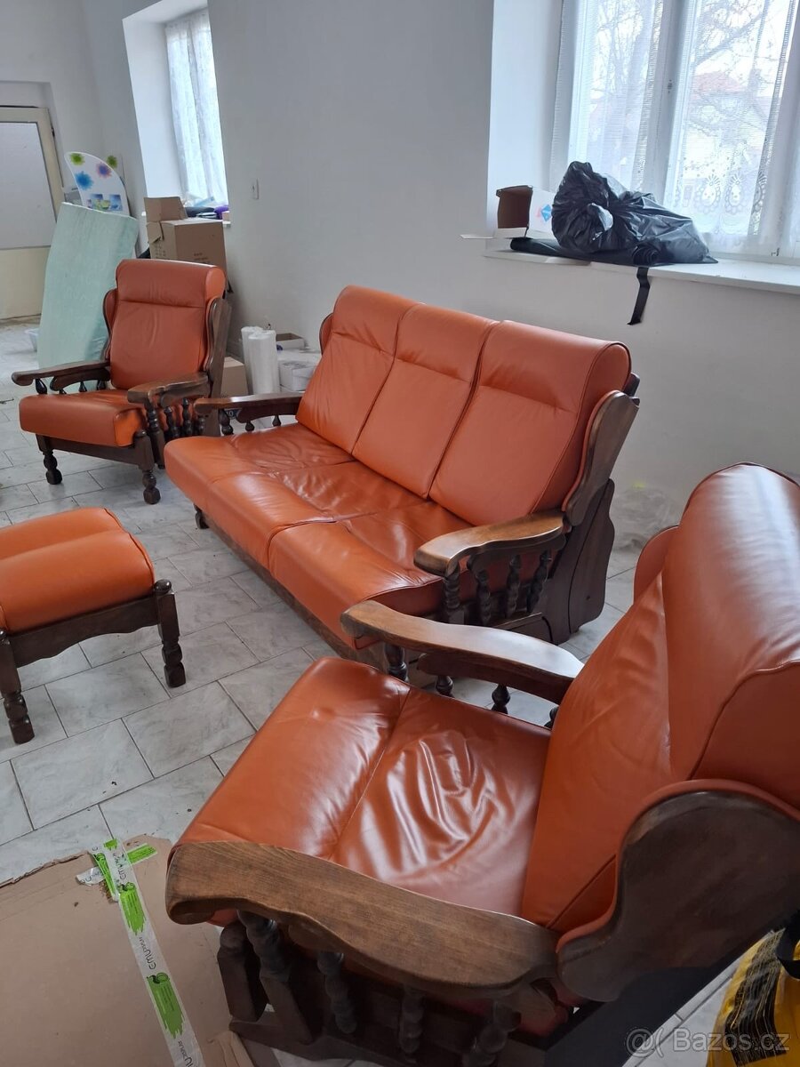 Rustikální kozena sedací souprava