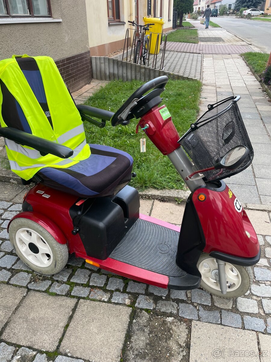 Prodám skútr pro tělesně nemohoucí