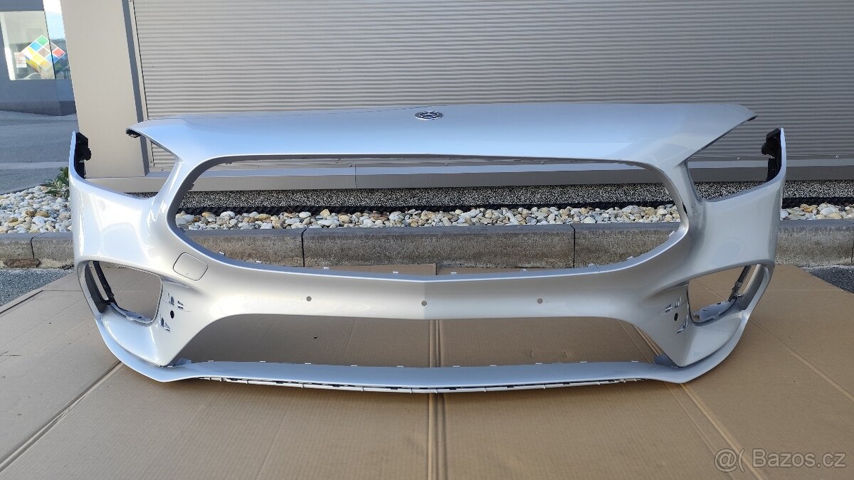 MERCEDES TŘÍDA B w247 PŘEDNÍ NÁRAZNÍK AMG STŘÍBRNÁ