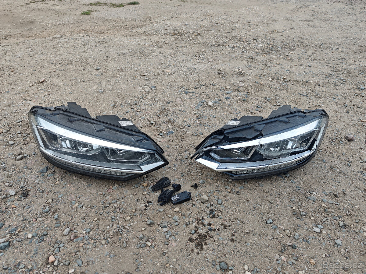 Přední originální LED světla VW Touran 5TA,5T1
