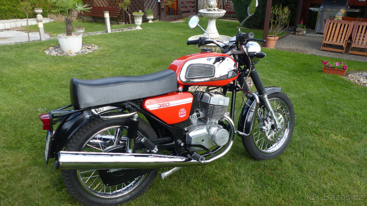 Jawa 634 Zrcatka