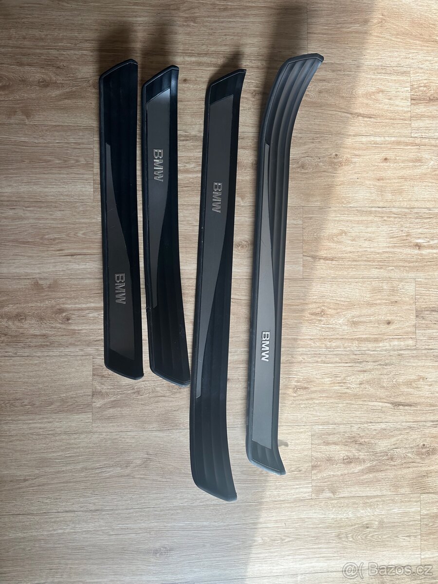 BMW E60 prahové lišty