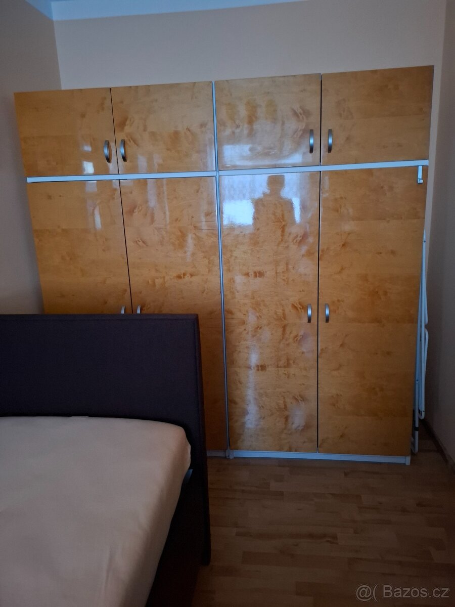 Skříně