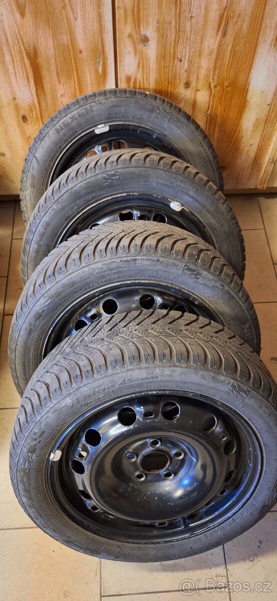 Kompletní kola 6Jx15 et43 5x100 Seat 195/50/15 zimní